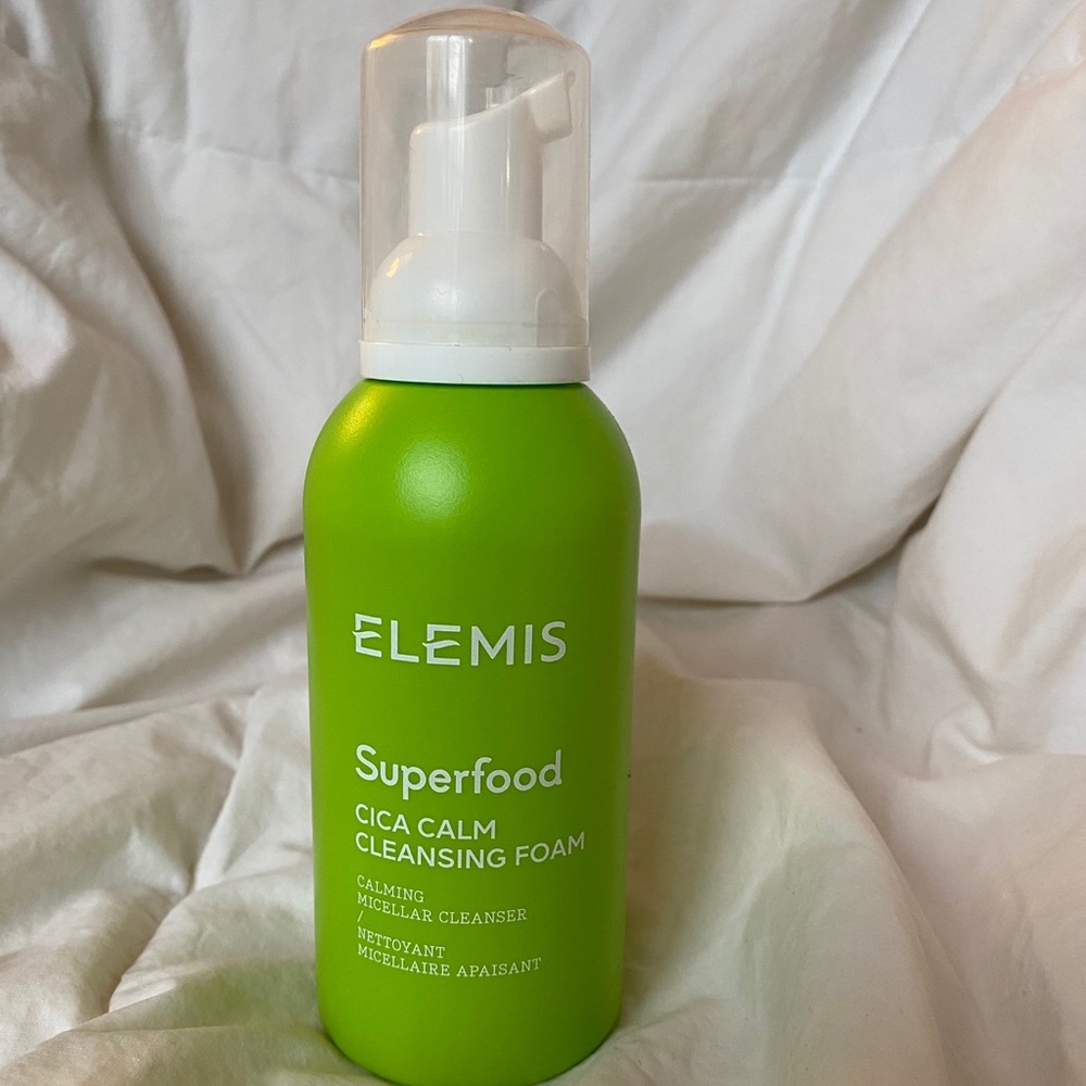 Elemis Superfood Cici Calming Cleansing Foam